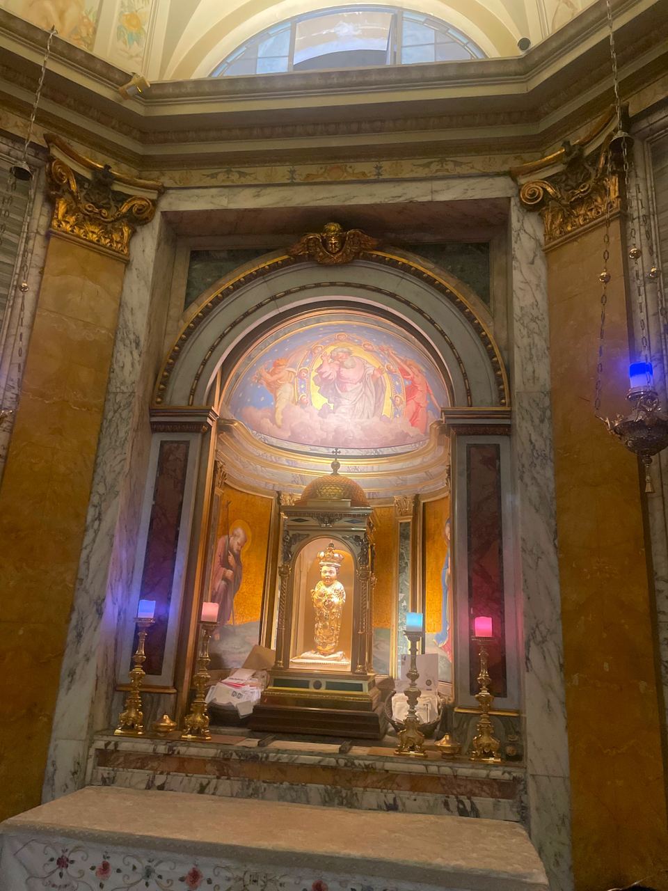 ornate church shrine nook in Santa Maria in Aracoeli